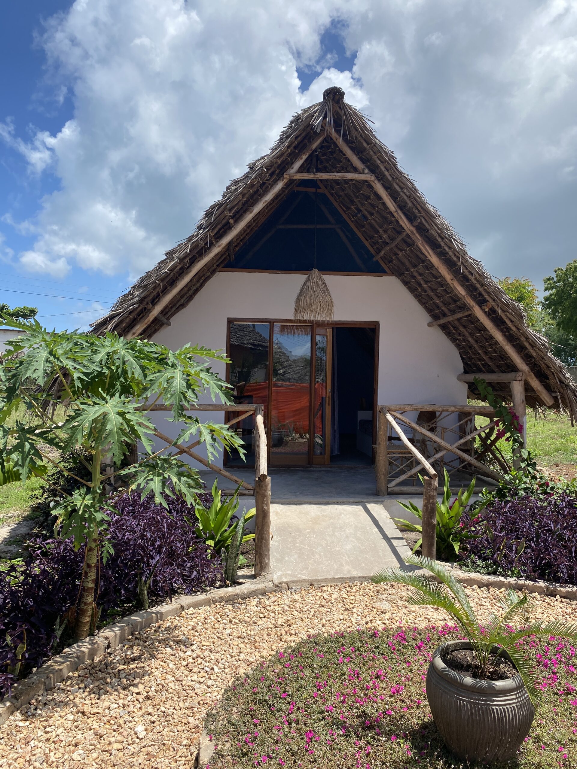 kokopelli-bungalows-zanzibar-bungalow2-1